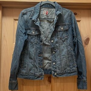 Old Navy blue jean/denim jacket in perfect condition